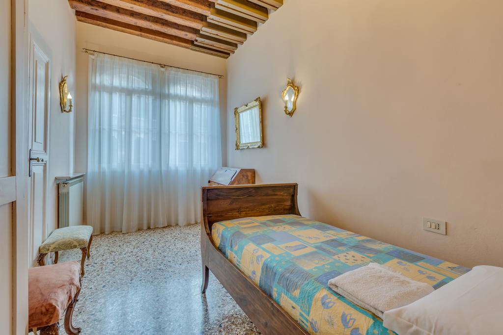 Venezianamente Apartments - Venice City Centre Ngoại thất bức ảnh